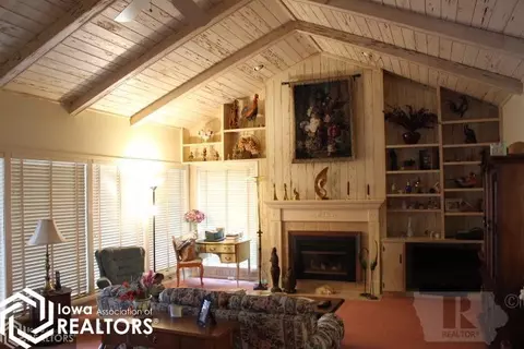 206 Spring Creek Ln, Hampton, IA 50441 photo 10