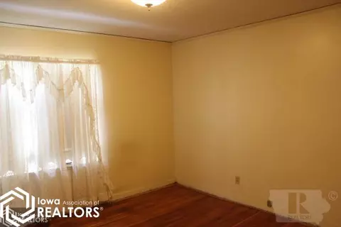 803 3rd Ave SE, Hampton, IA 50441 photo 9
