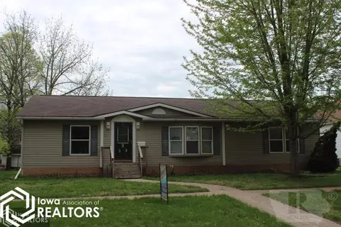 108 2nd St SE, Hampton, IA 50441 photo 1