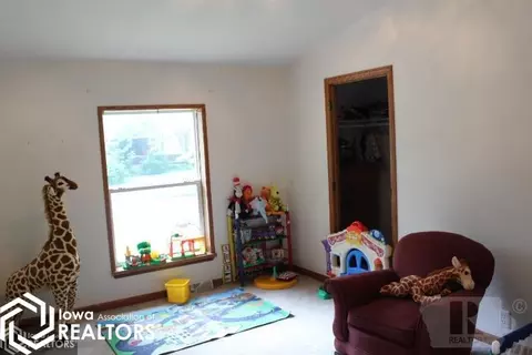 108 2nd St SE, Hampton, IA 50441 photo 12
