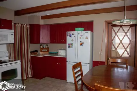 208 2nd St SE, Hampton, IA 50441 photo 7