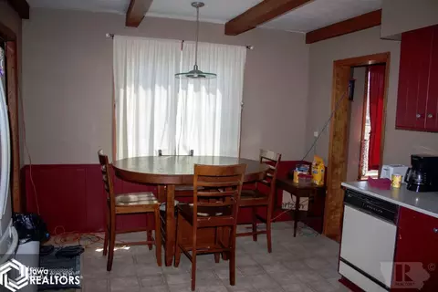 208 2nd St SE, Hampton, IA 50441 photo 9