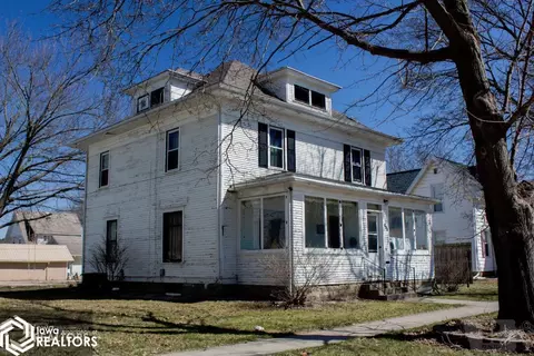 208 2nd St SE, Hampton, IA 50441 photo 1