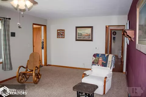 409 6th St SW, Hampton, IA 50441 photo 9