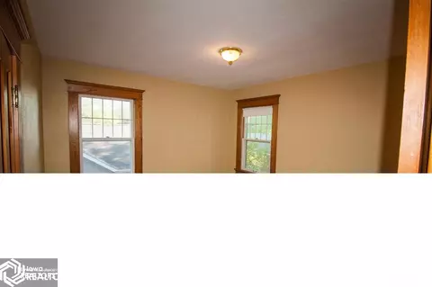 415 2nd St SE, Hampton, IA 50441 photo 21