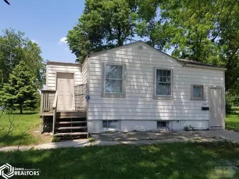 1002 N Wright, Eagle Grove, IA 50533 photo 1