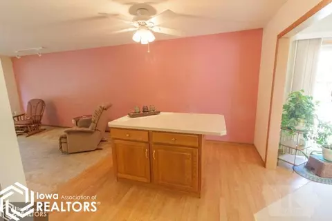 116 7th St SW, Hampton, IA 50441 photo 10