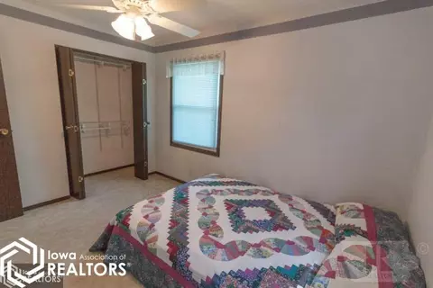 116 7th St SW, Hampton, IA 50441 photo 17