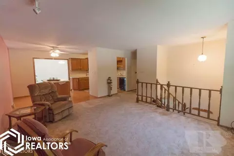116 7th St SW, Hampton, IA 50441 photo 8