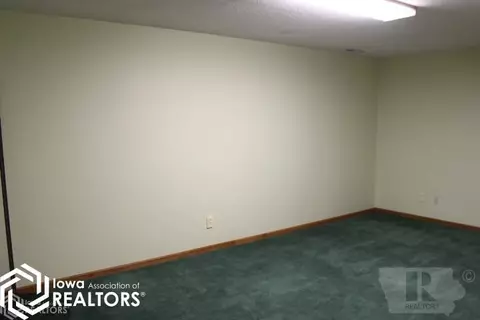 1404 3rd St NW, Hampton, IA 50441 photo 10