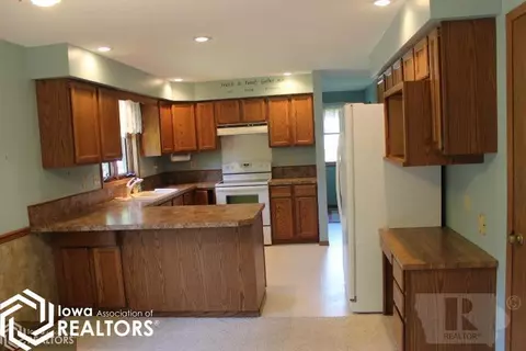1404 3rd St NW, Hampton, IA 50441 photo 8