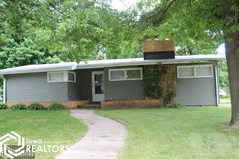 210 8th St SE, Hampton, IA 50441 photo 1