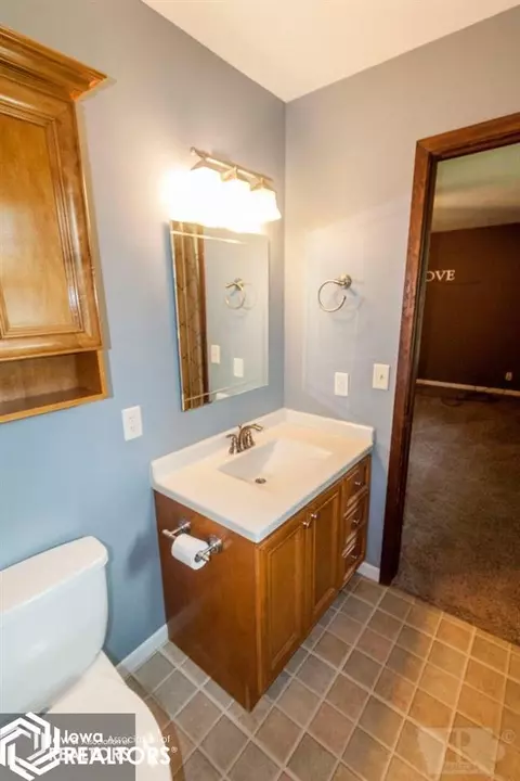 25 18th Ave NE, Hampton, IA 50441 photo 18
