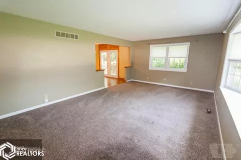 25 18th Ave NE, Hampton, IA 50441 photo 10