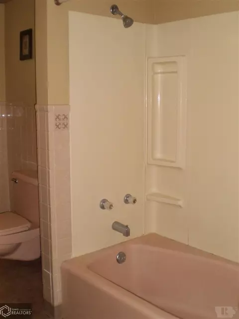 901 1st Ave SE, Hampton, IA 50441 photo 19