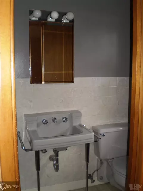 901 1st Ave SE, Hampton, IA 50441 photo 31