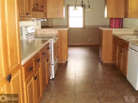 901 1st Ave SE, Hampton, IA 50441 photo 11