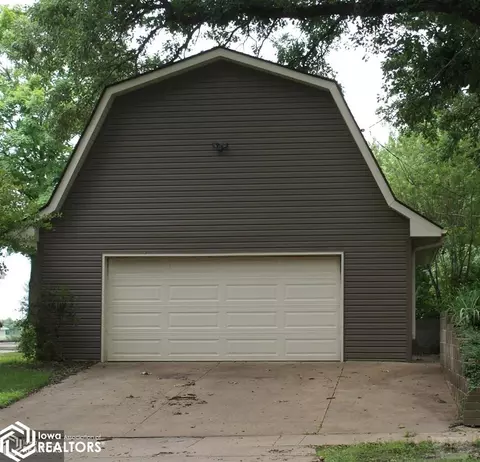 809 17th Ave, Eldora, IA 50627 photo 10