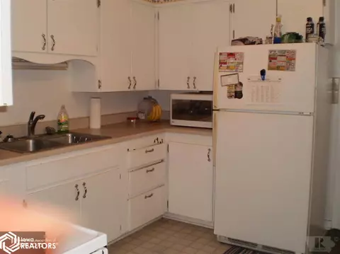 503 2nd Ave SE, Hampton, IA 50441 photo 5
