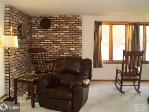 1171 180th St, Hampton, IA 50441 photo 4