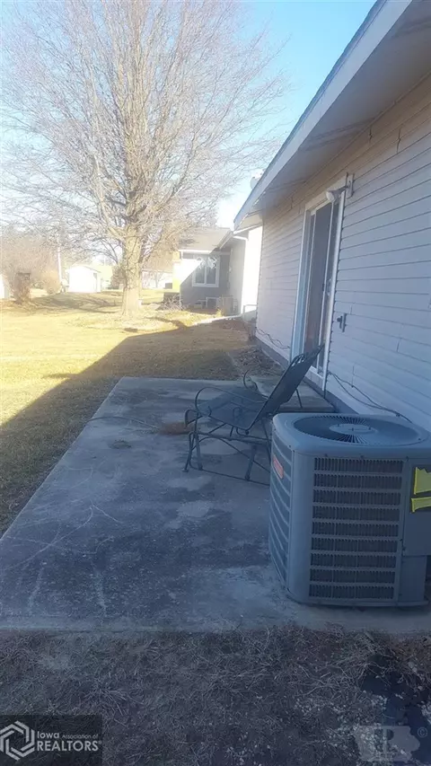 1502 3rd St, Eldora, IA 50627 photo 10