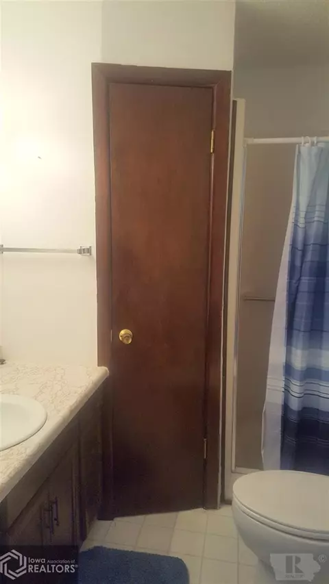 1502 3rd St, Eldora, IA 50627 photo 9