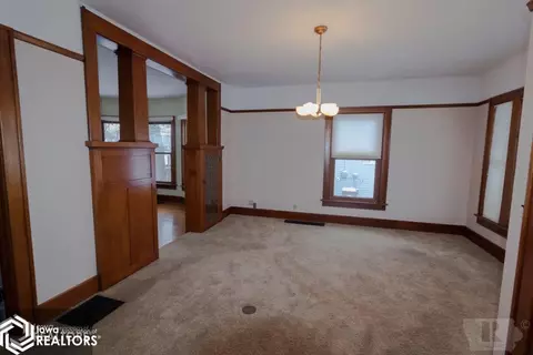 509 Central Ave E, Hampton, IA 50441 photo 7