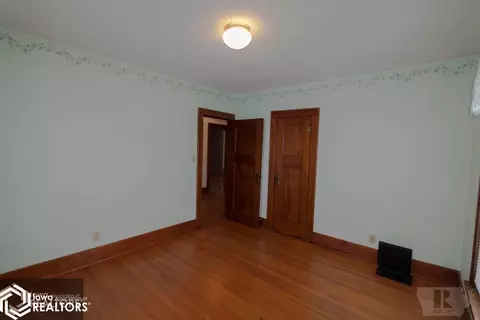 509 Central Ave E, Hampton, IA 50441 photo 26