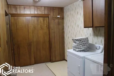 609 2nd St NE, Hampton, IA 50441 photo 11