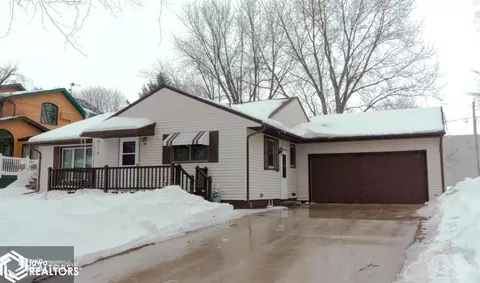 41 Windsor Blvd, Hampton, IA 50441 photo 1