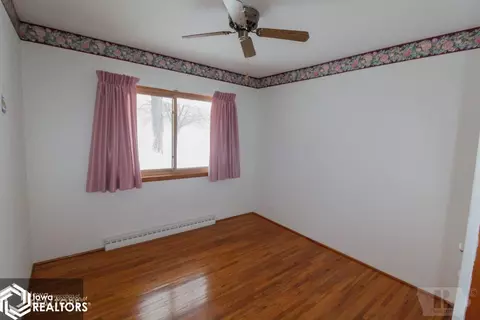 41 Windsor Blvd, Hampton, IA 50441 photo 11