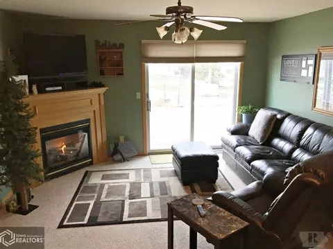 715 6th St SW, Hampton, IA 50441 photo 9