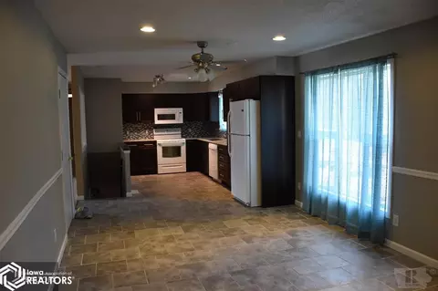 1506 3rd St, Eldora, IA 50627 photo 6