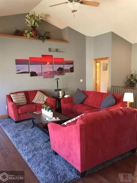 4151 NW 163rd Cir, Clive, IA 50325 photo 9