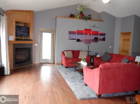 4151 NW 163rd Cir, Clive, IA 50325 photo 8