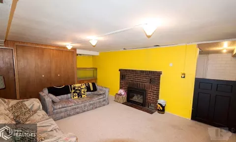 721 Central Ave E, Hampton, IA 50441 photo 24