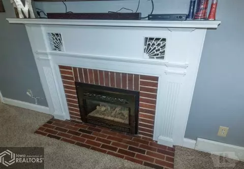 721 Central Ave E, Hampton, IA 50441 photo 5
