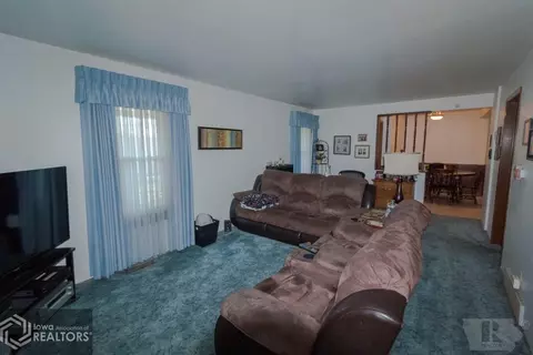 614 1st St NE, Hampton, IA 50441 photo 8