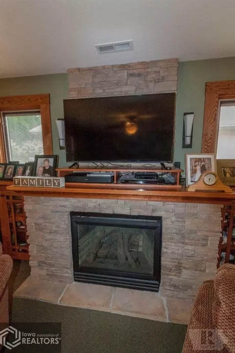 321 16th Ave NE, Hampton, IA 50441 photo 20