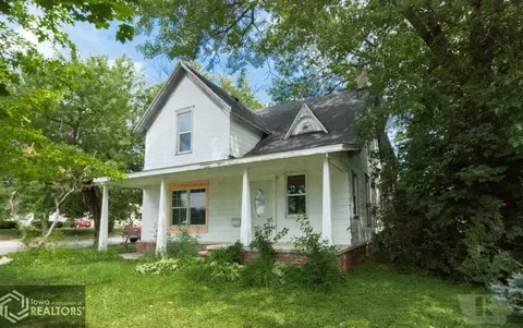 521 1st St NW, Hampton, IA 50441 photo 1