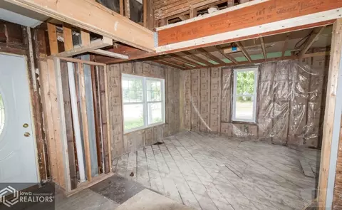 521 1st St NW, Hampton, IA 50441 photo 7