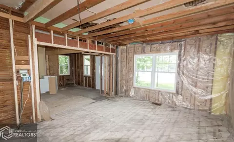 521 1st St NW, Hampton, IA 50441 photo 8
