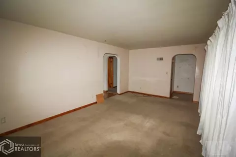 720 4th Ave SE, Hampton, IA 50441 photo 7