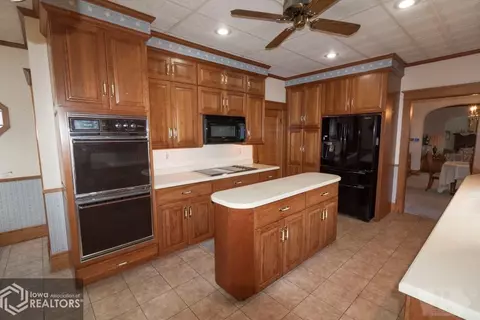 21 1st St SE, Hampton, IA 50441 photo 6