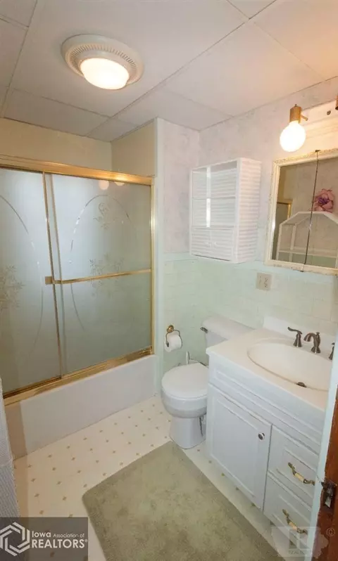 21 1st St SE, Hampton, IA 50441 photo 37