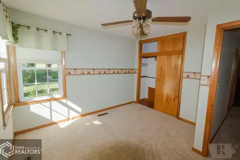 520 7th Ave NE, Hampton, IA 50441 photo 10