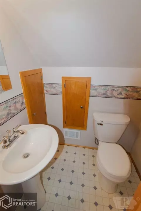 520 7th Ave NE, Hampton, IA 50441 photo 15