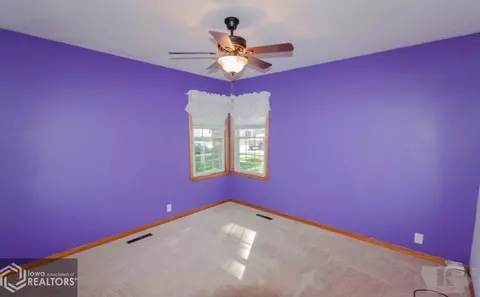 520 7th Ave NE, Hampton, IA 50441 photo 9