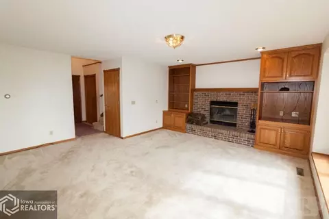 207 17th Ave NE, Hampton, IA 50441 photo 9