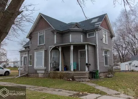 301 3rd Ave NW, Hampton, IA 50441 photo 1